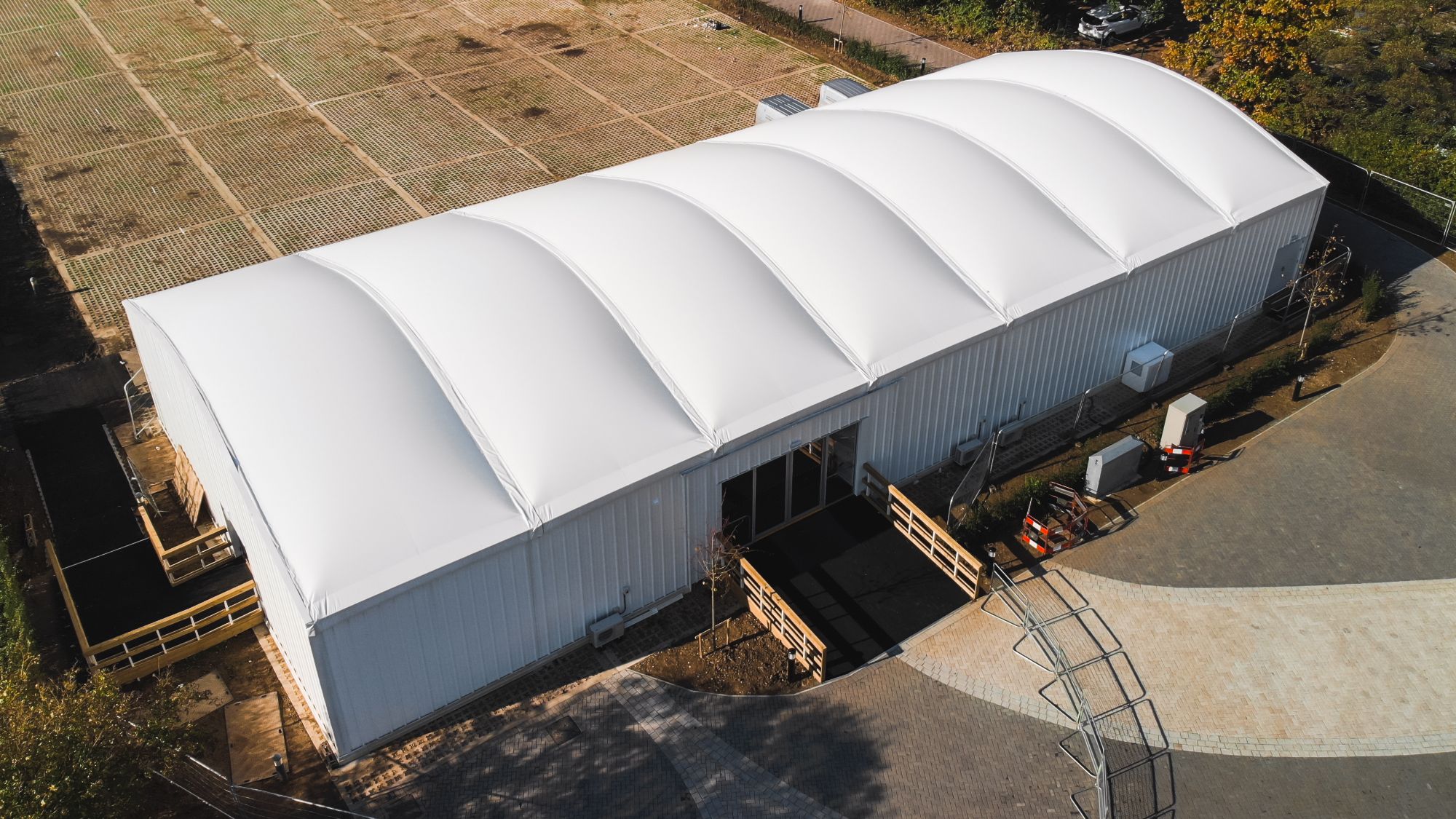 Temporary sports facilities thermo inflated roof temporary storage structure