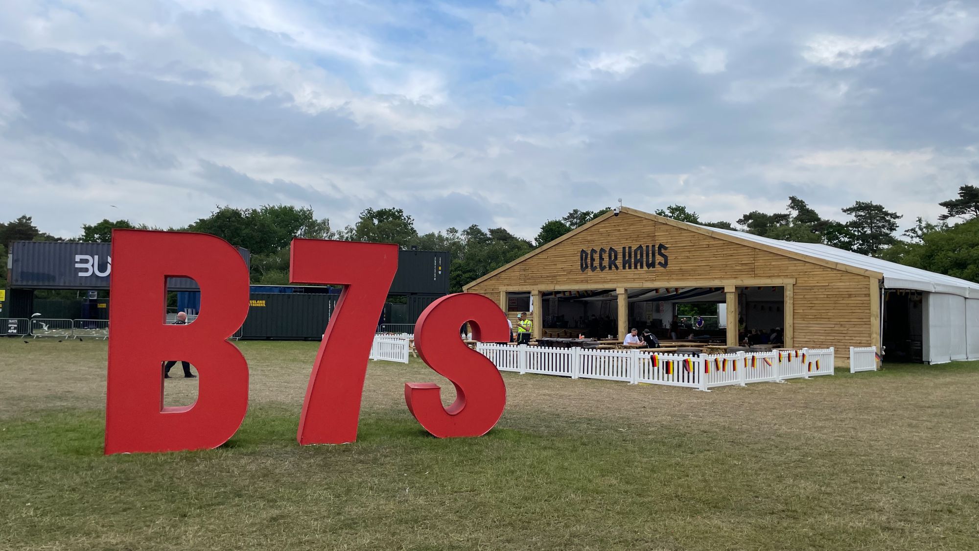 temporary structure beer tent