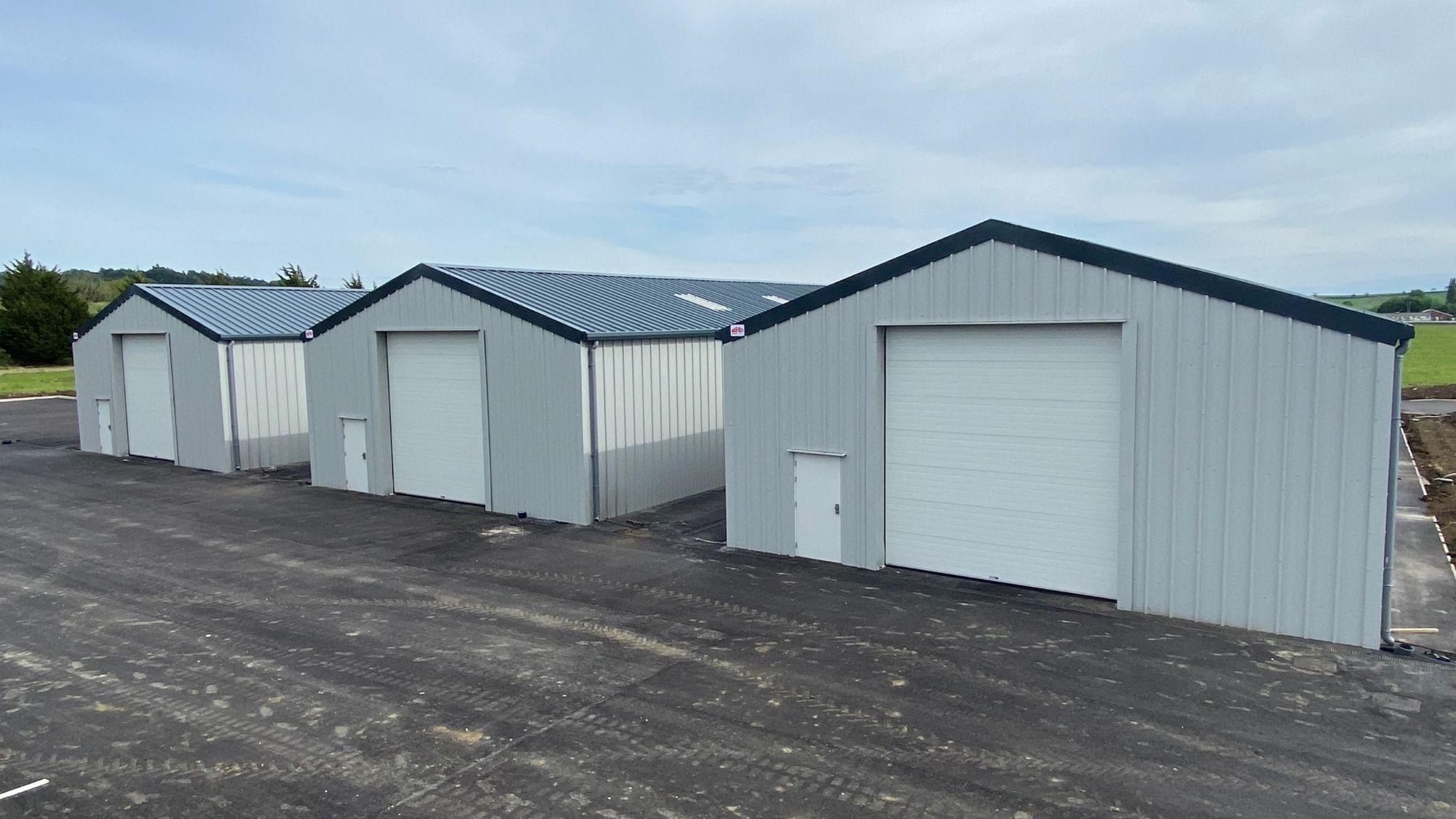 a type of temporary building, multiple warehouse by our temporary structure solutions team