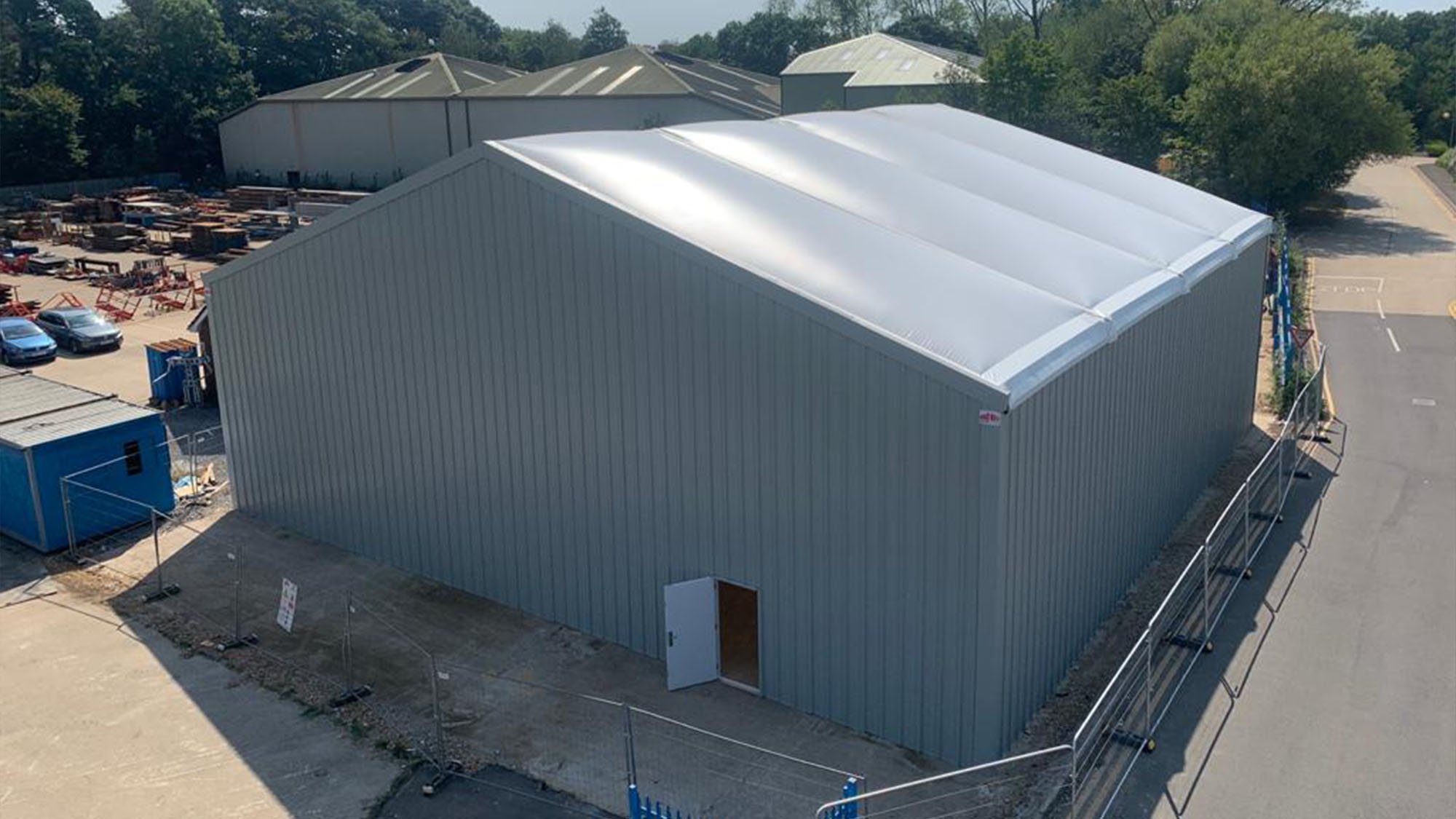 Insulated temporary warehouse space