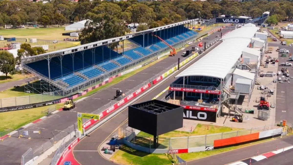 grandstand canopy