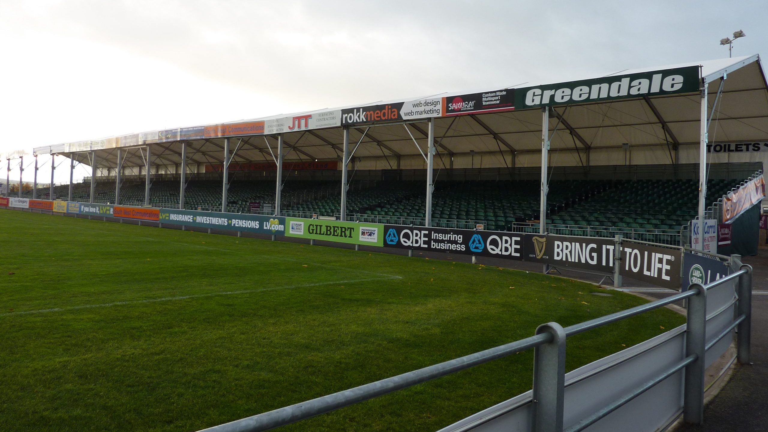 grandstand seating